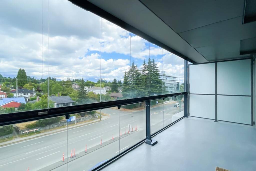 Spacious New Apartment With Working Space@Oakridge Βανκούβερ Εξωτερικό φωτογραφία