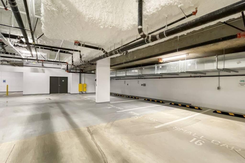 Spacious New Apartment With Working Space@Oakridge Βανκούβερ Εξωτερικό φωτογραφία