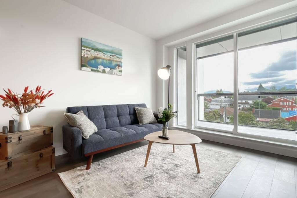 Spacious New Apartment With Working Space@Oakridge Βανκούβερ Εξωτερικό φωτογραφία